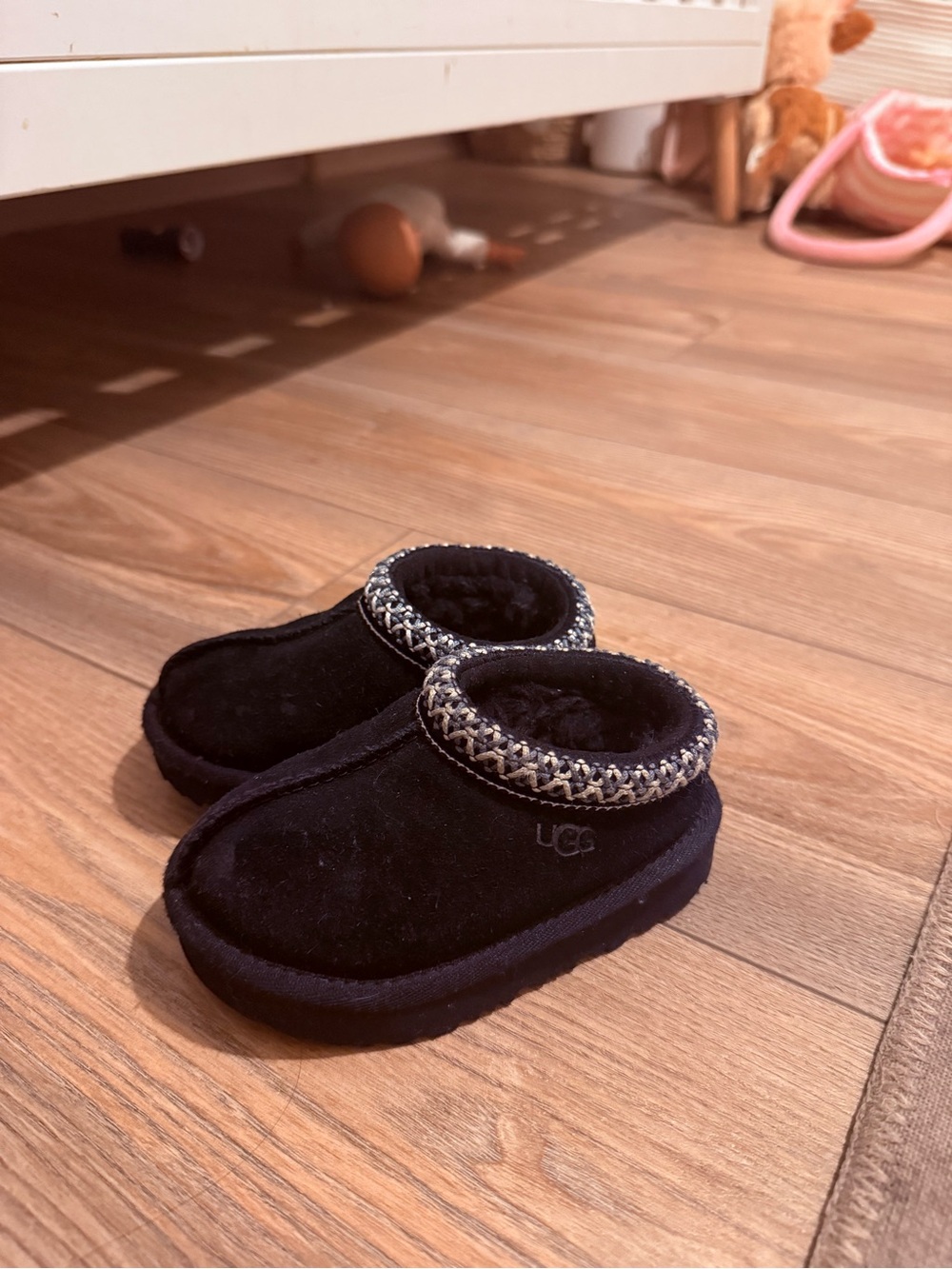 UGG Tasman Toddler Slip on
